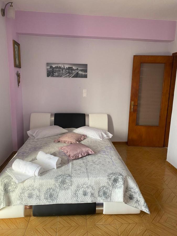 Lydia'S Apartment ลิคชูรี ภายนอก รูปภาพ